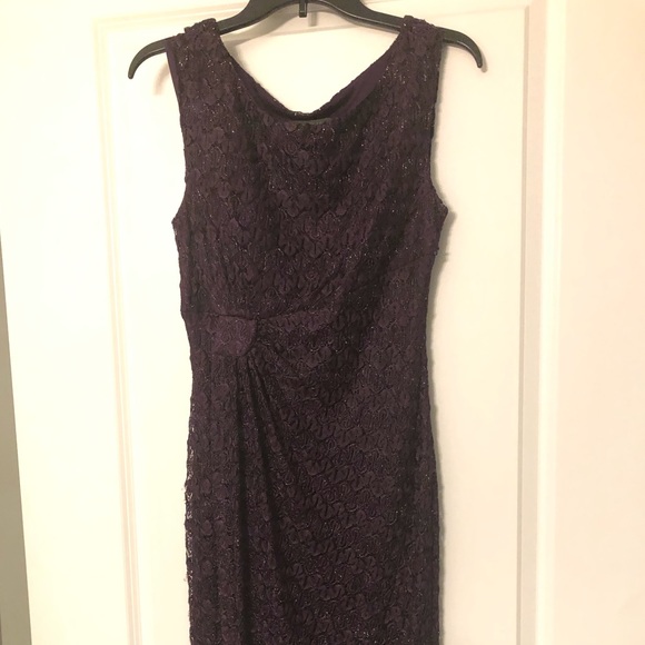 Dress - Picture 1 of 3